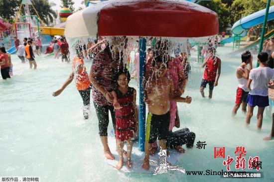 47.6℃！印度新德里记录十年来当地_画中画-印度-热浪-