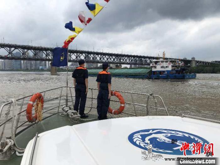 长江海事部门全力保障武汉江段汛期通航_武汉长江大桥-汉口-通航-