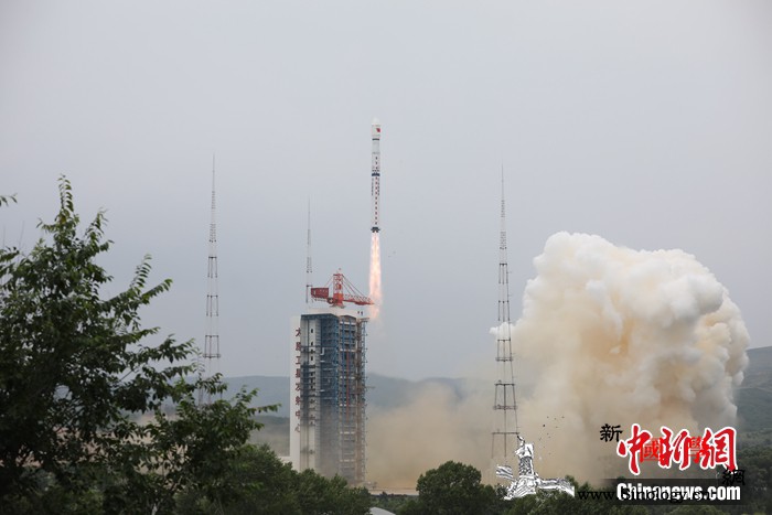 一箭三星中国成功发射资源三号03星等_三星-长征-运载火箭-