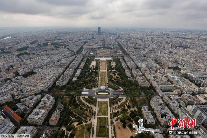 疫情未尽巴黎游客寥寥民众：从未见过如_埃菲尔铁塔-巴黎-首都-