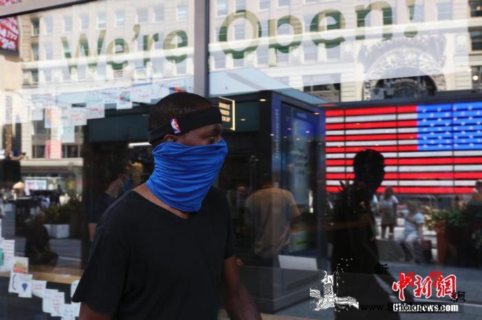 不戴口罩疫情下数千摩托车手涌入美国小_美国-疫情-车手-