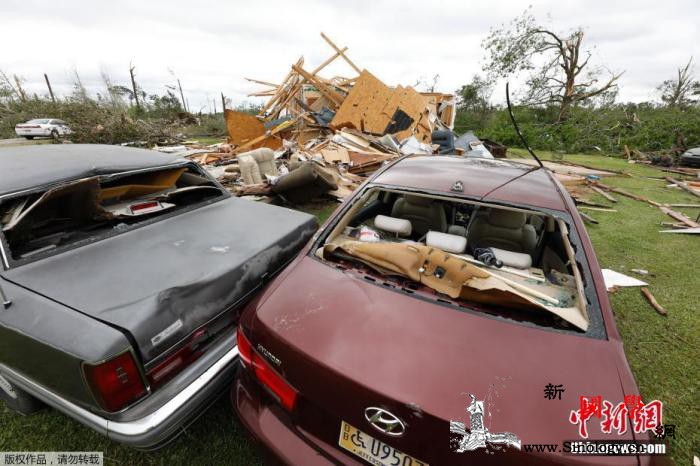 美国中部现罕见风暴德雷科逾60万用户_密西西比州-伊利诺伊州-印第安纳州-