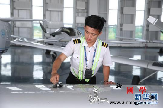 【幸福花开新边疆】“雄鹰”在扎兰屯展_扎兰屯市-扎兰屯-边疆-