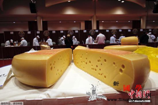 日英贸易谈判持续因征收奶酪关税问题陷_英国-日本-奶酪-