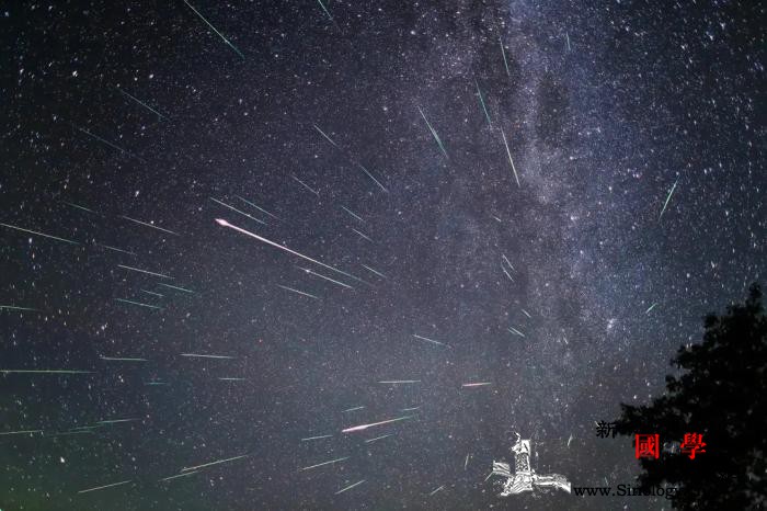 英仙座流星雨今晚光临地球原来它有个_天象-天文馆-明斯克-