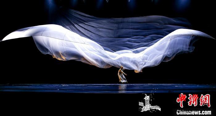 23天线上线下不停中国首个舞剧节将_舞剧-首个-古典舞-舞蹈家-