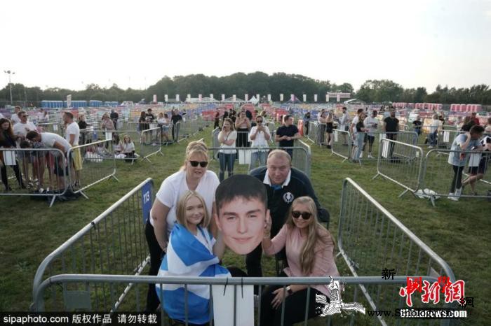 英国旅游业面临困境吁政府紧急支持_纽卡斯尔-山姆-英国-