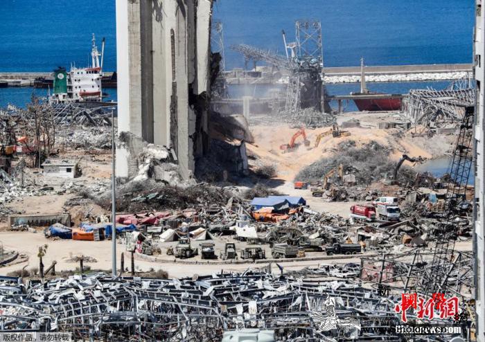 贝鲁特爆炸发生一个月救援人员废墟中_贝鲁特-黎巴嫩-迹象-