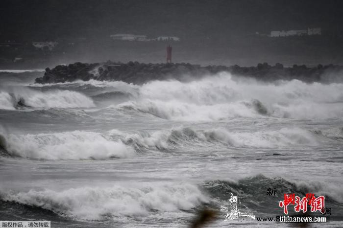 台风“海神”登陆韩国境内各地区均已发_釜山-韩国-海神-
