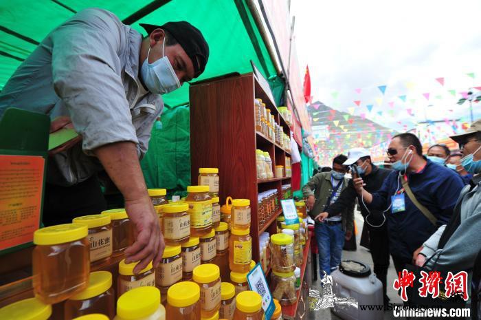 9月西藏多地举行特色文化活动促旅游发_西藏-图为-旅游节-
