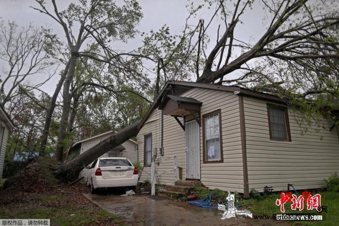 飓风“泽塔”横扫美东南地区致6死数百_路易斯安那州-密西西比州-阿拉巴马州- ()