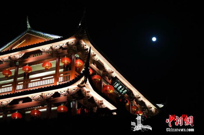 中秋之后第一个月圆之夜“蓝月亮”是_月亮-佛罗里达州-满月-