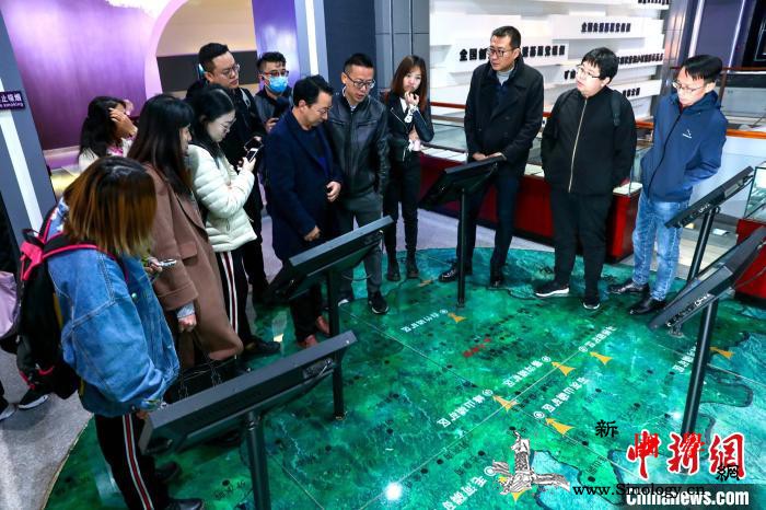 媒体聚焦尧治河探索中国山区幸福村治理_襄阳-治河-天桥-