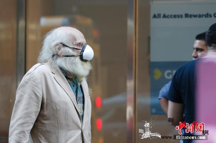 美国新冠病例超1100万福奇称需实施_纽约市-俄勒冈州-美国-