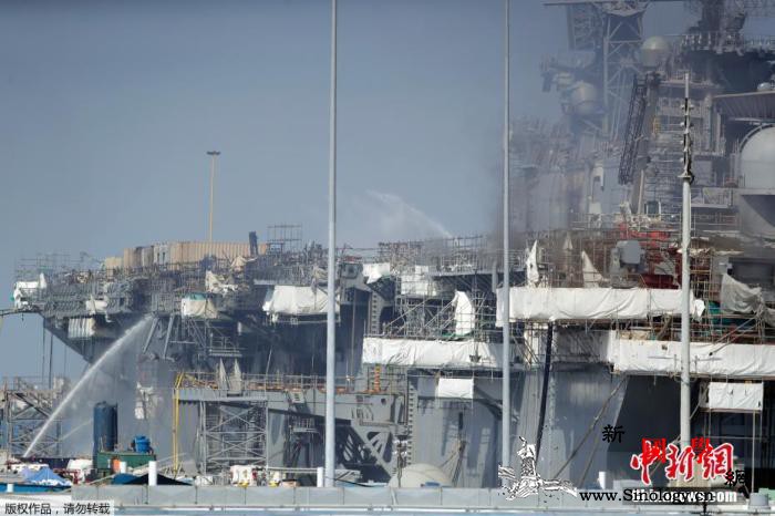 美海军宣布报废遭火灾重创的“好人理查_理查德-军舰-布雷-