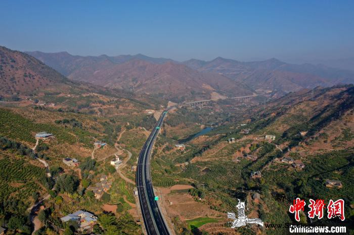 历经近五年建设四川攀枝花至云南大理高_云南-瓦斯-通车-