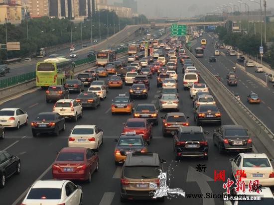 明年北京小客车配置指标仍为10万个其_北京-指标-配置-