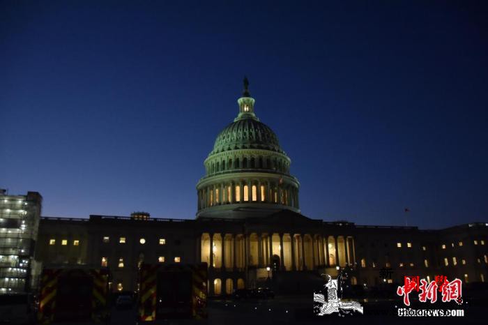 美众议院通过临时预算案以避免政府“关_美国国会-预算案-民主党人-