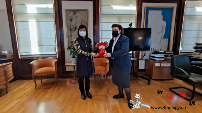 中国驻希腊大使章启月会见希腊文化和体_希腊-深情厚谊-文化-会见-