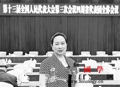 降低年轻人育儿成本代表委员支招“减负_托幼-育儿-生育-