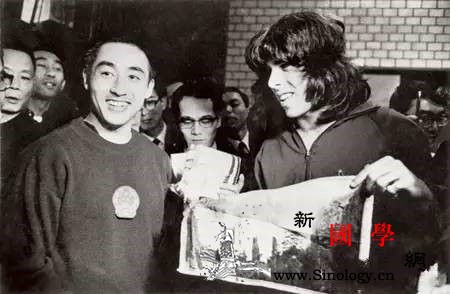 百年瞬间丨美国乒乓球代表团应邀访华_尼克松-美国-访华-