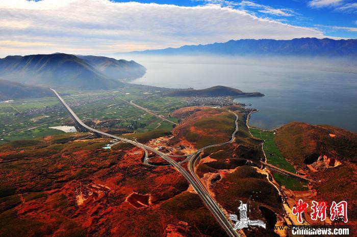 大丽高速公路：连接历史驶向未来_白族-扎染-云南-