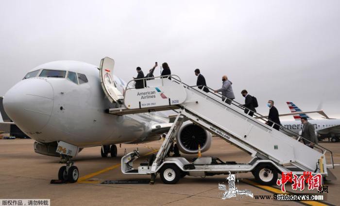 不戴口罩、咒骂空乘美国捷蓝航空两名乘_美国-罚款-波音-