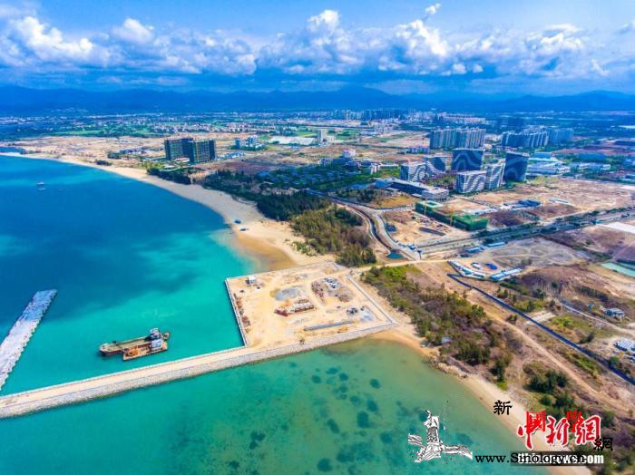 海南自贸港一周年：百余项政策出台见效_海口-海南-离岛-