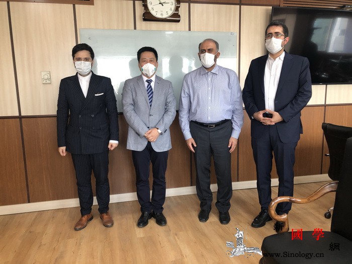 中国驻伊朗大使馆文化参赞会见伊网络视_穆罕默德-加里-会见-监管-