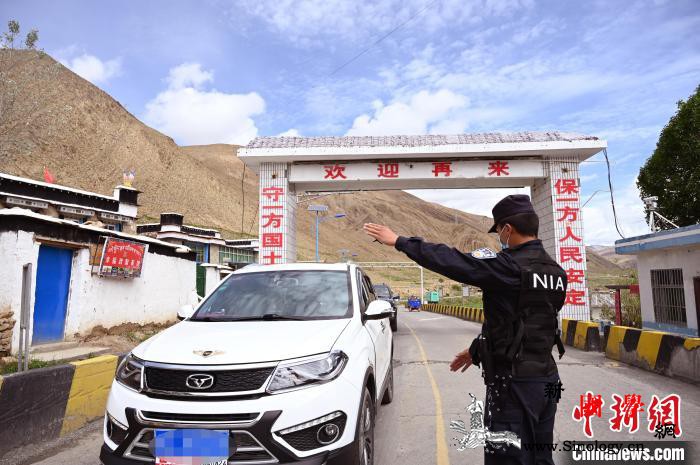 探访戍边生活走进西藏边境的“雪布下”_洛桑-检查站-布下-