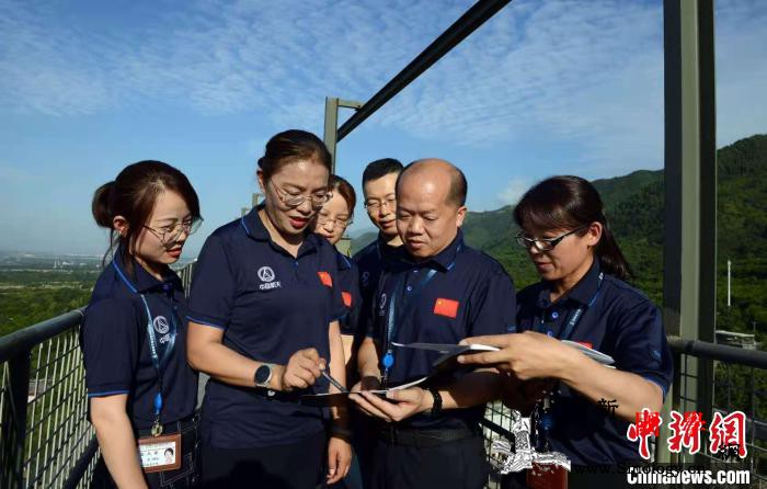 从“太空握手”到“天地通话”:解码“_终端-西安-测控-