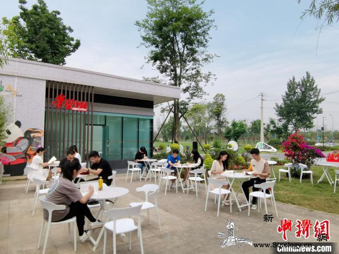探访成都公园城市中的红色地标：“一街_党史-成都-街区-