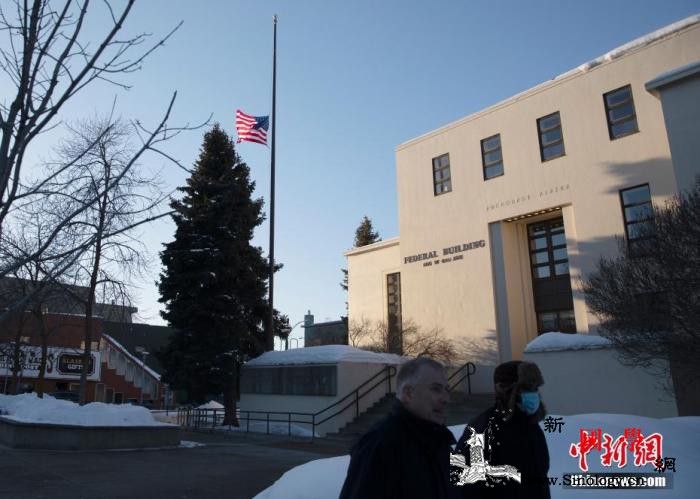 美亚特兰大gunqiang案致6名亚_阿拉斯加州-亚特兰大-降半旗-