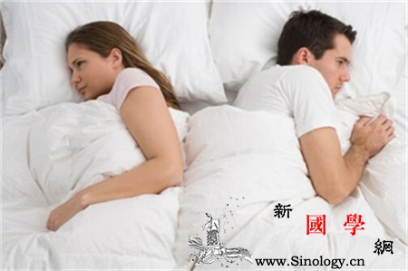 尖锐湿疣会复发吗警惕尖锐湿疣复发的诱因_尖锐湿疣-诱因-复发-吸烟-两性知识