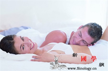卧室小游戏分分钟重燃激情_xing爱-棋盘-情欲-夫妻-两性知识