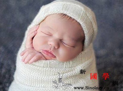 早产宝宝出院后的家庭护理_早产儿-早产-喂食-奶粉-