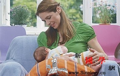 产后哺乳什么时候需要家人协助_哺乳期-什么时候-哺乳-产后-