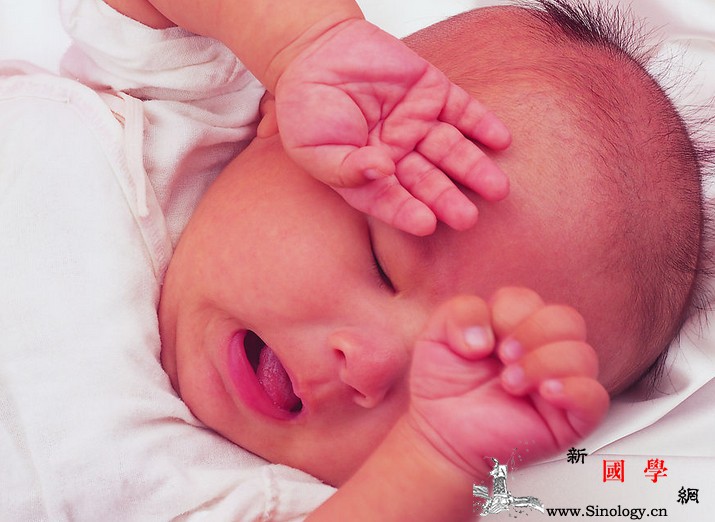 产后母乳喂养的12个特点_只需-生长发育-母乳-成份-