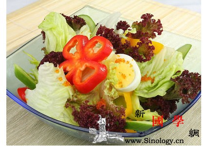 适合产妇吃的5种蔬菜和汤_乌骨鸡-莲藕-鹌鹑-猪蹄-