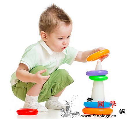 让孩子越玩越聪明的小游戏_吸管-装进-锻炼-颜色- ()