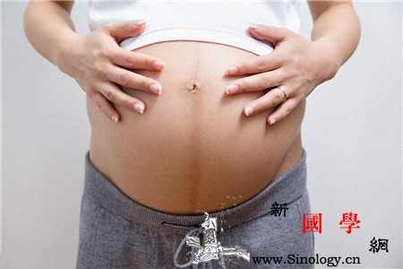 胎教音乐可以坐着听吗听胎教音乐的最佳姿势_胎教-坐着-胎儿-乐曲-