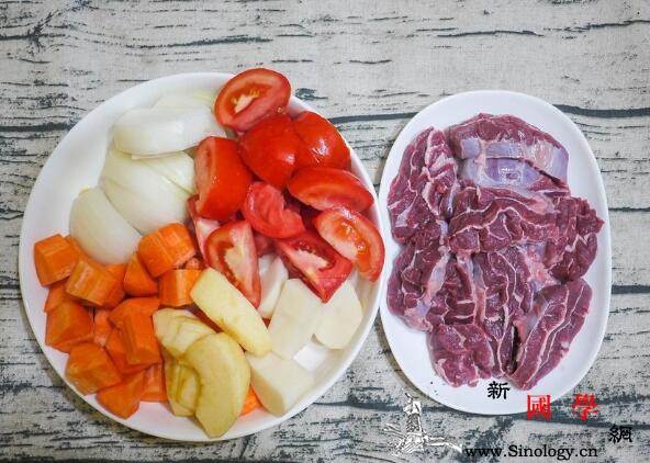 宝宝版番茄萝卜炖牛肉清爽开胃的夏日食谱_炖煮-条状-红萝卜-开胃-