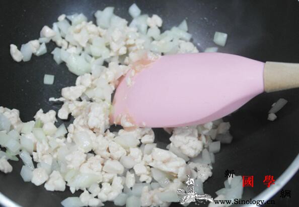 宝宝版肉酱意大利面的做法酸甜开胃的清爽意面_肉酱-意大利-鸡肉-洋葱-