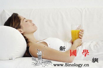 女人坐月子吃什么最好体质不同饮食有区别_坐月子-子时-吃什么-食物-