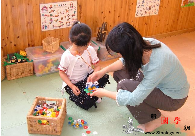 儿童家庭游戏大全_玩法-贴纸-踮脚-幼儿-