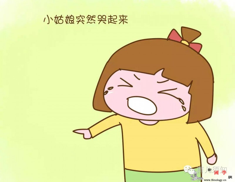 孩子不小心掉下床后怪被子这责任推卸让宝妈想_被子-妈妈-孩子-墙根-