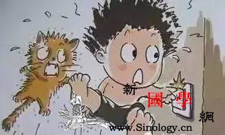 插座、桌脚、会夹手的门……你给宝贝的家安全吗_软性-险情-插座-排除-