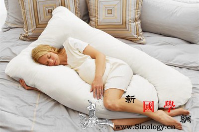 怎么控制孕妇的情绪_胎儿-瑜伽-孕妇-散步-