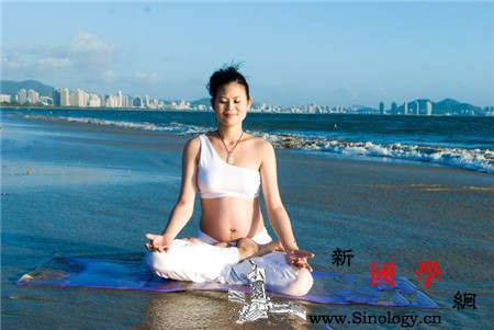 孕妇瑜伽安全吗_培训班-帮你-孕期-瑜伽-
