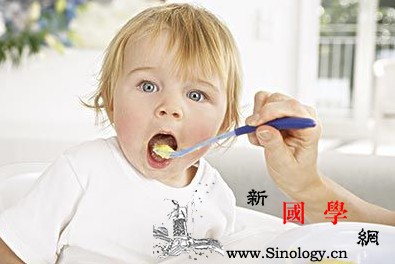 宝宝辅食最好从泥状的食物开始添加_软硬-刚开始-肠胃-食用-